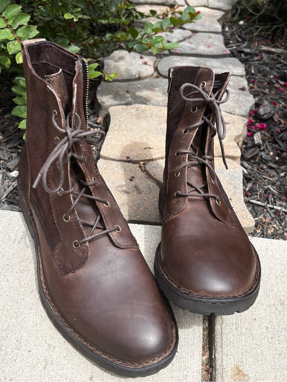 Born Men's Dark Brown genuine Leather Lace-Up Boots with Side Zipper